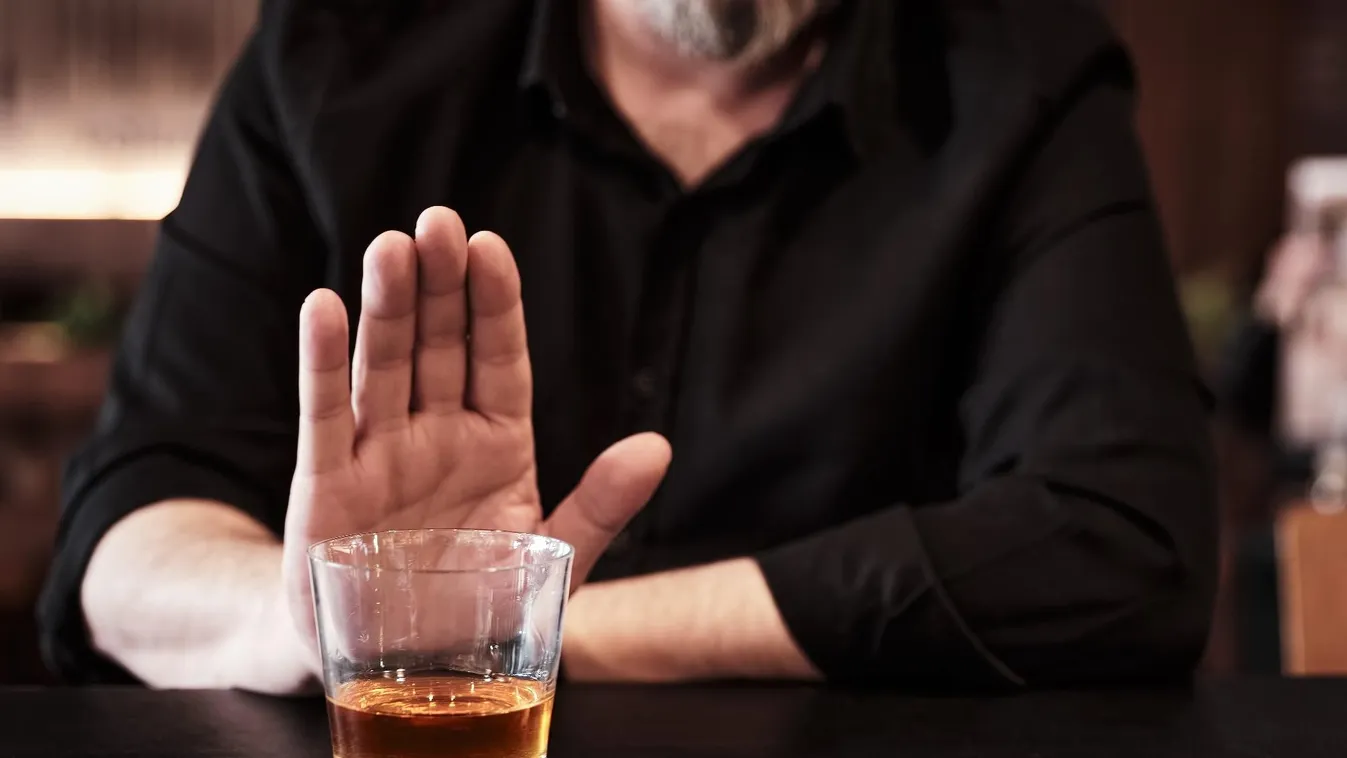 Több tízezer emberélet a tét – alkoholszigorítást sürget a WHO