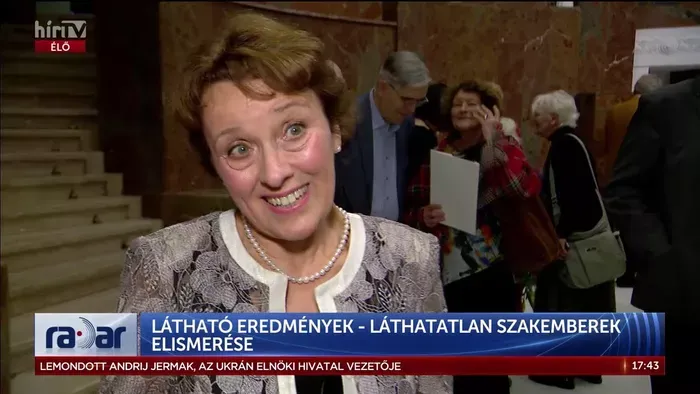 A Magyar Művészeti Akadémia díjazta a háttér hőseit