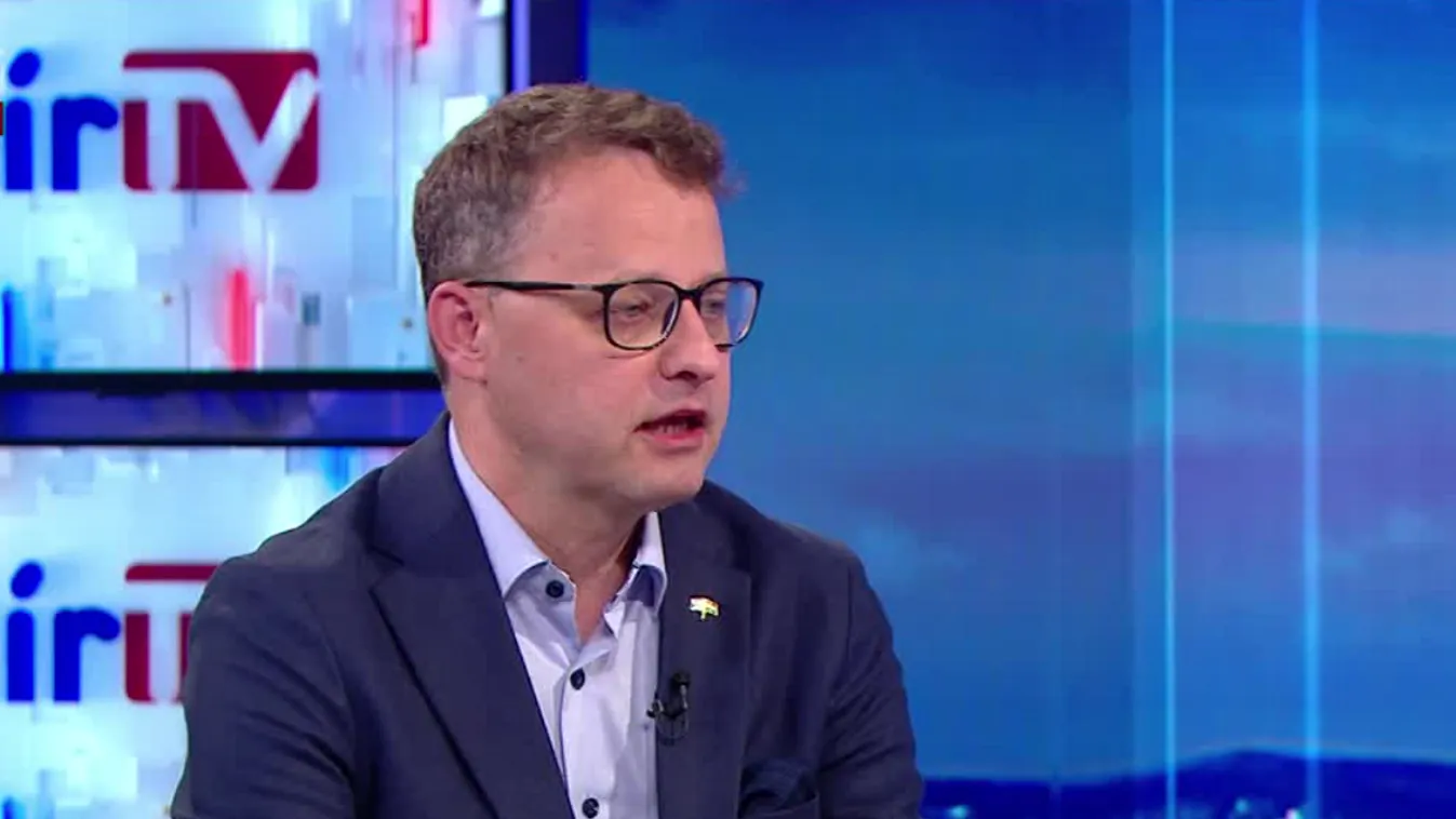 Napindító: Megalapozatlan vádakkal üldözik a konzervatív politikusokat Lengyelországban + videó