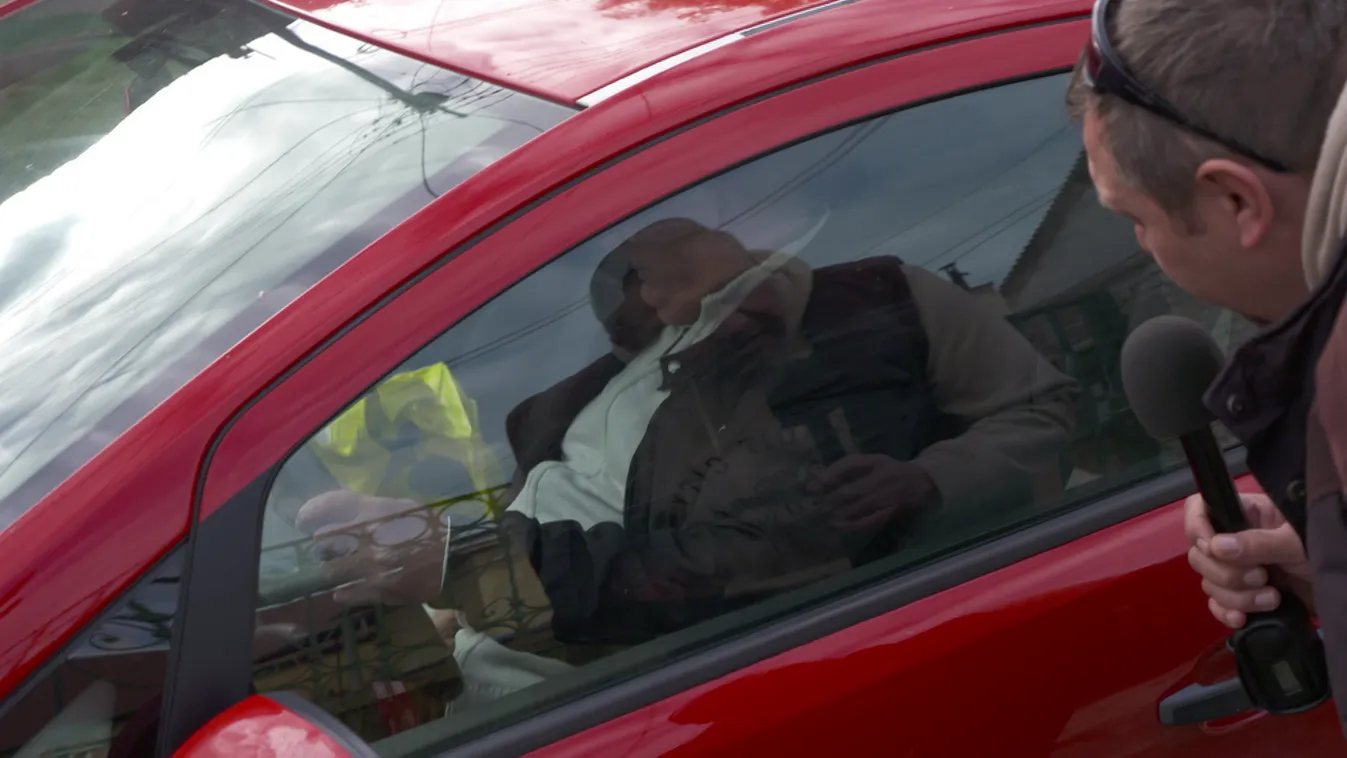 Látó János menekül a kérdések elől + videó