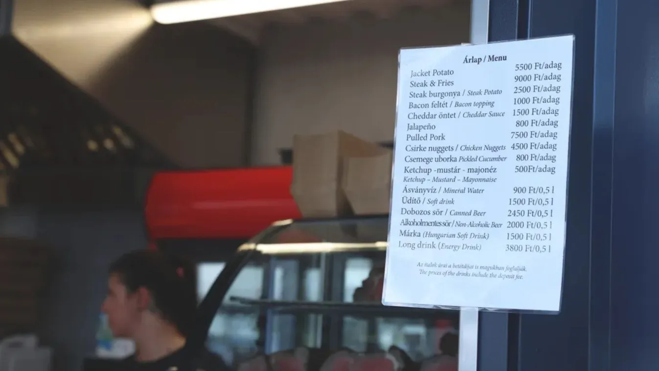 Elképesztő árak a Magyar Nagydíjon: 14 ezer forint egy hamburger, 2400 egy sör – itt a teljes árlap