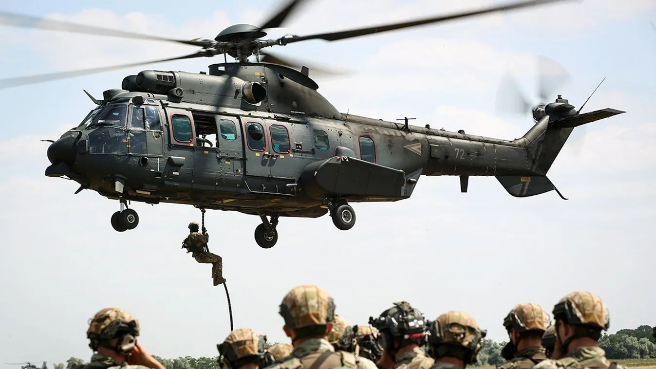 Soha nem látott katonai parádé készül augusztus 20-án