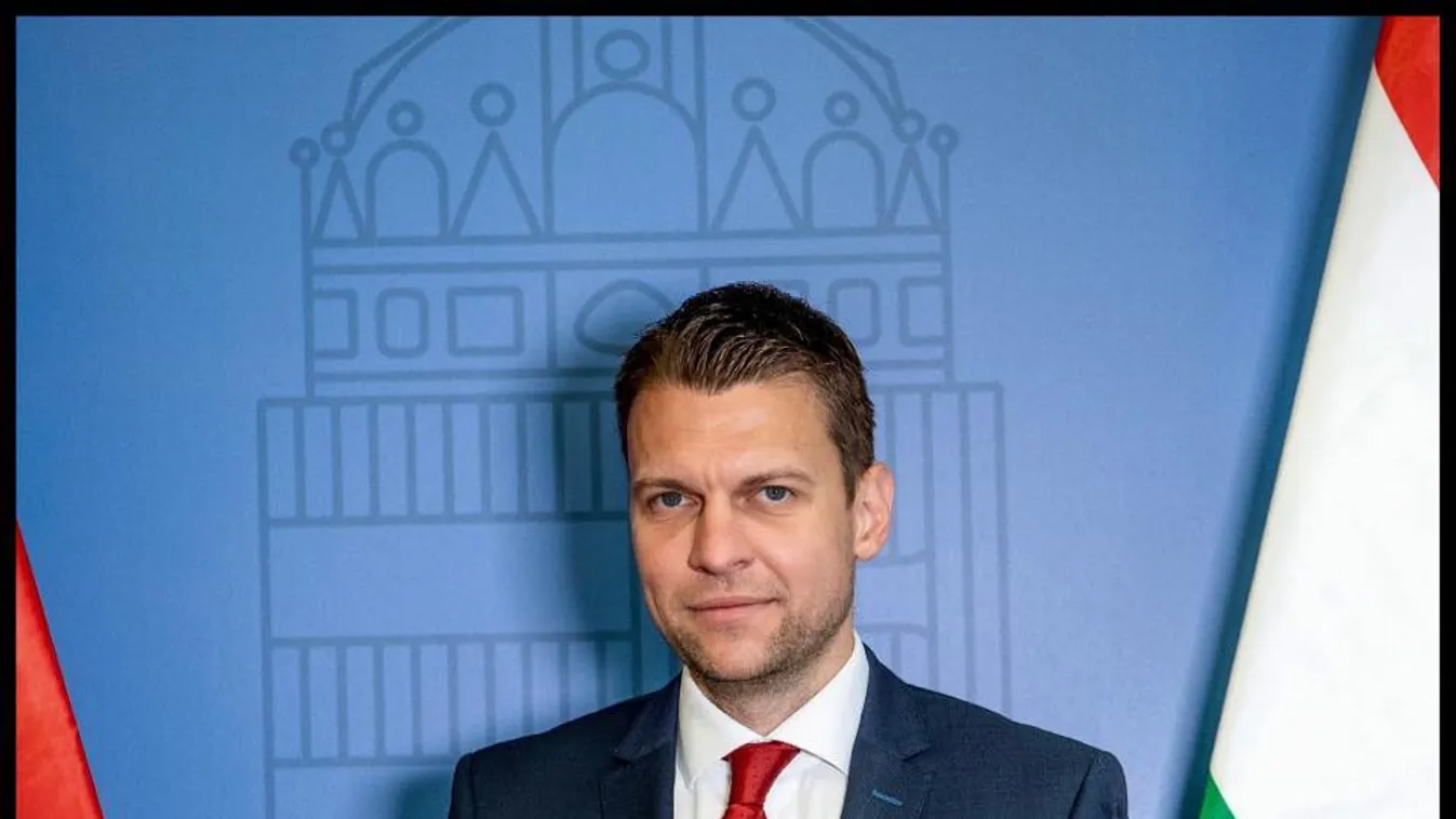 Menczer Tamás helyretette a nagykövetet: A magyar nemzeti érdek nem "múló divat", hiába várja Zelenszkij a tiszás bábkormányát + videó