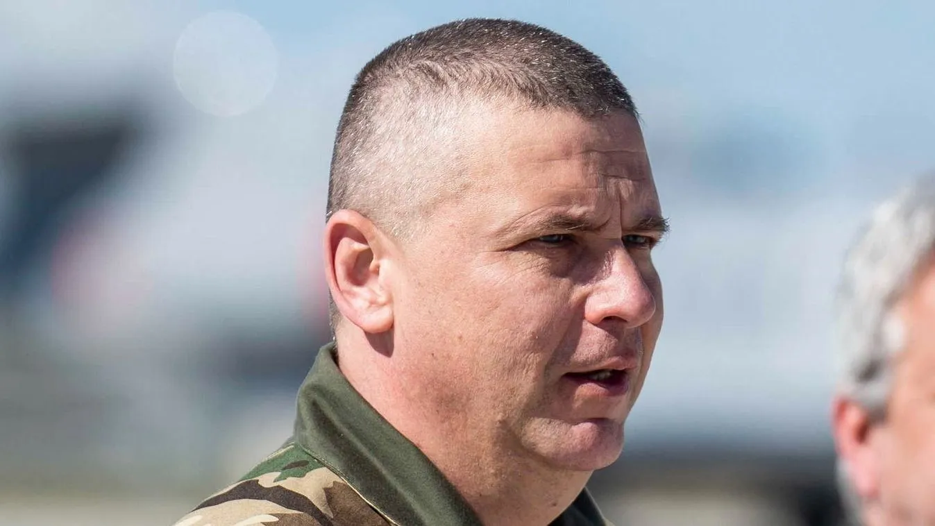 "Minden, amivel ölni lehet, az valahogy közelebb áll a szívemhez." – Kirúgták a katonát, elvehetik a 1,3 milliós juttatását is + videó