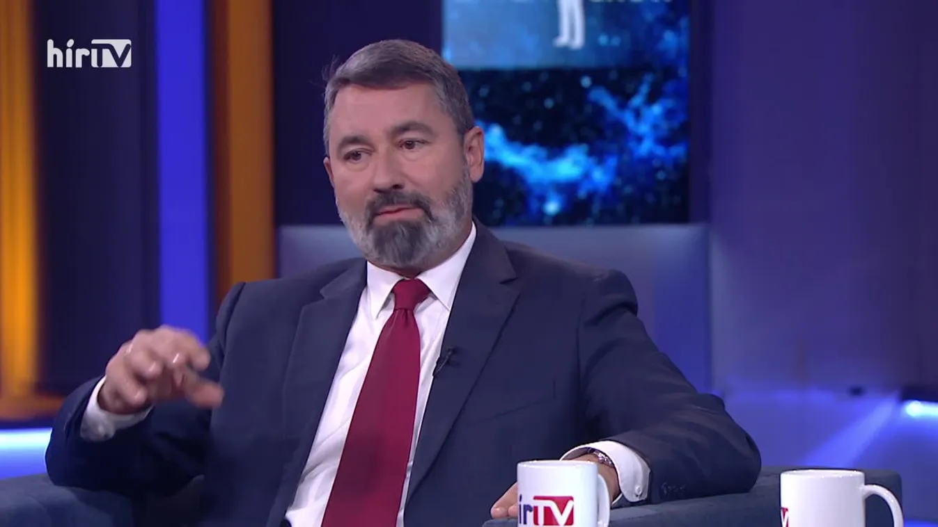 Hidvéghi Balázs: Megint előkerült egy aranyklozet Ukrajnában + videó