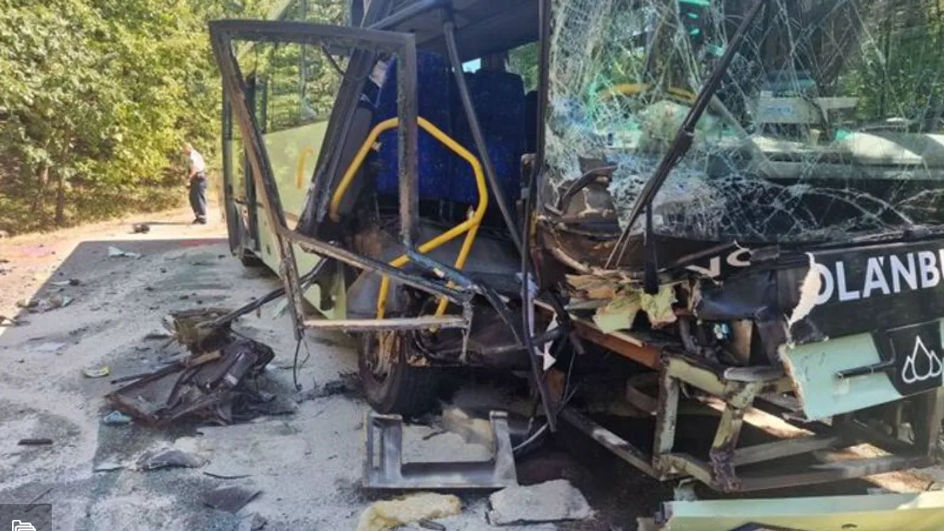 Heten sérültek meg egy helyközi buszjárat balesetében a Mátrában