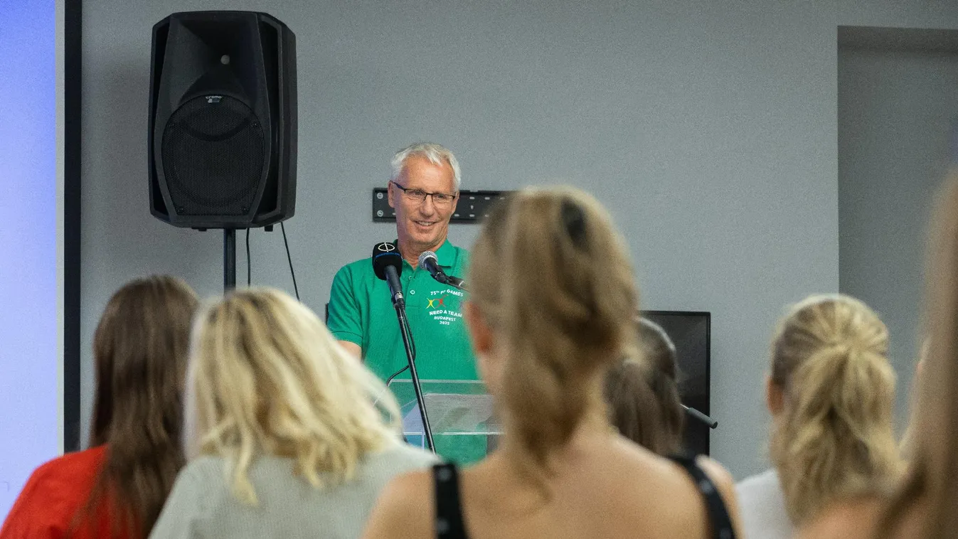 Soltész Miklós: Mutassunk a fiataloknak példát a szenteken és boldogokon át!