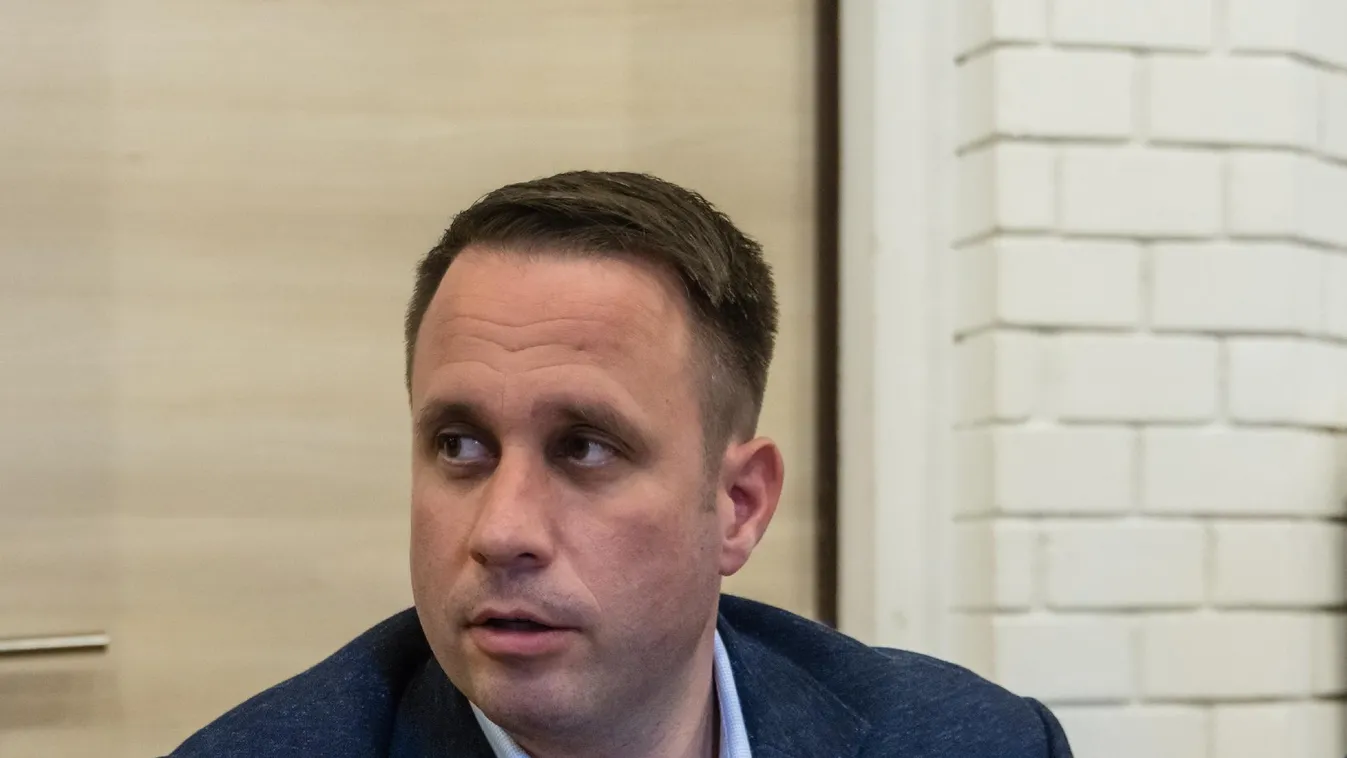 Dömötör Csaba: A magyar gazdáknak szánt támogatásokat 21 százalékkal akarják csökkenteni Brüsszelben