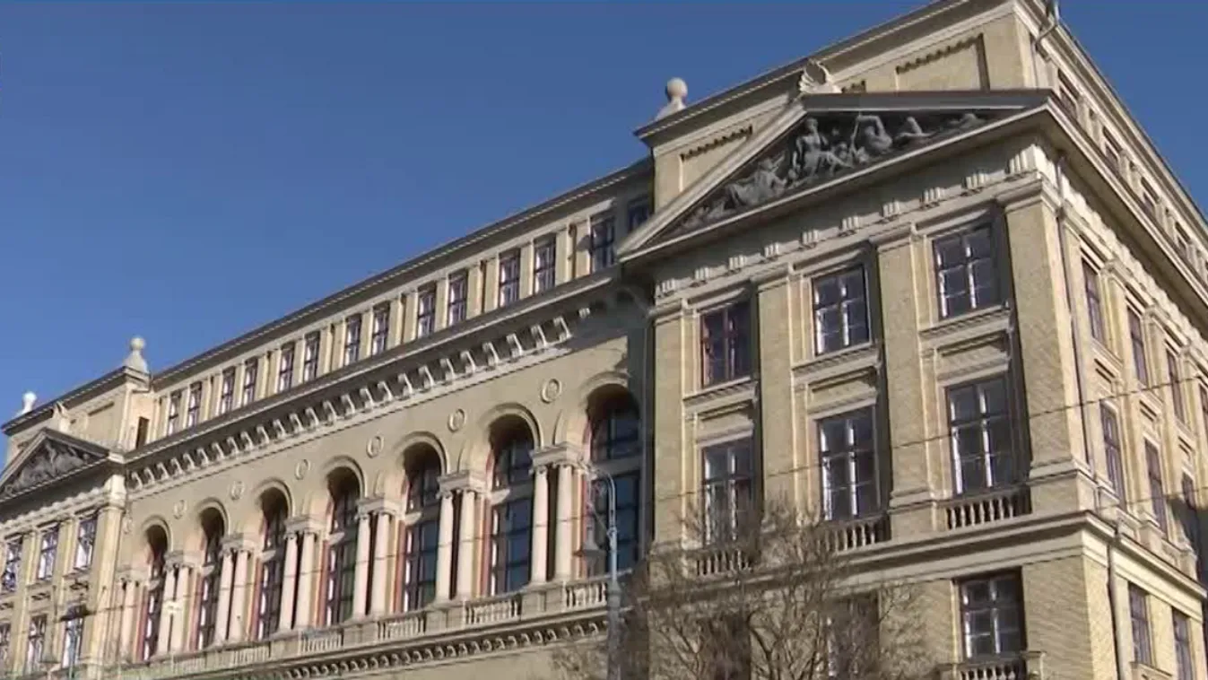 Továbbra is a botrány lecsillapodására vár az ELTE Fleck Zoltán ügyében + videó