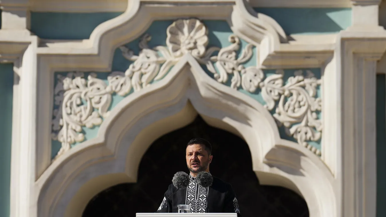 Háború Ukrajnában – ünnepi beszédében Zelenszkij mosolyogva, gúnyosan üzent Magyarországnak + videó