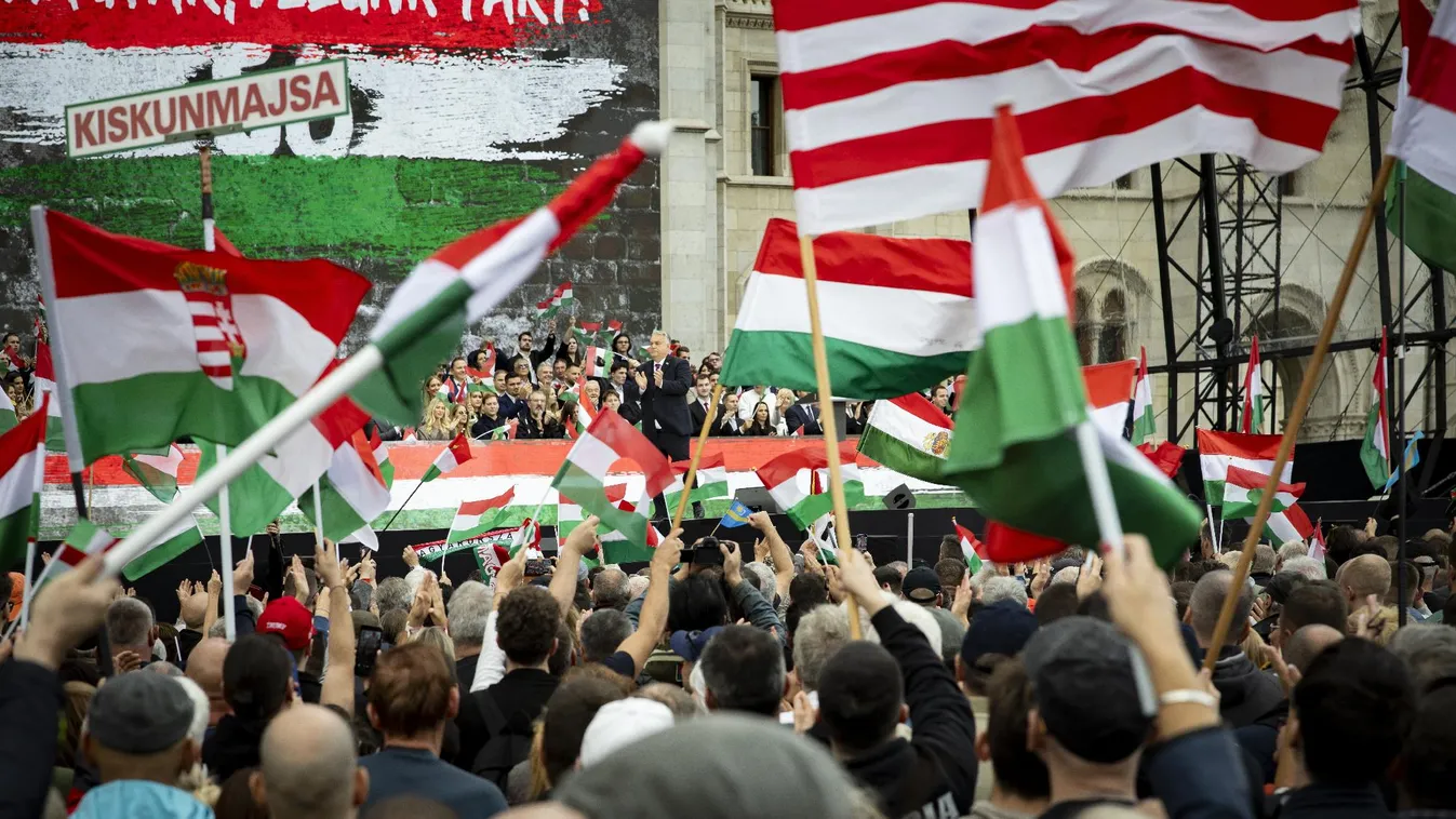 Komment – Orbán Viktor ünnepi beszéde stratégiai kiállás a béke mellett + videó