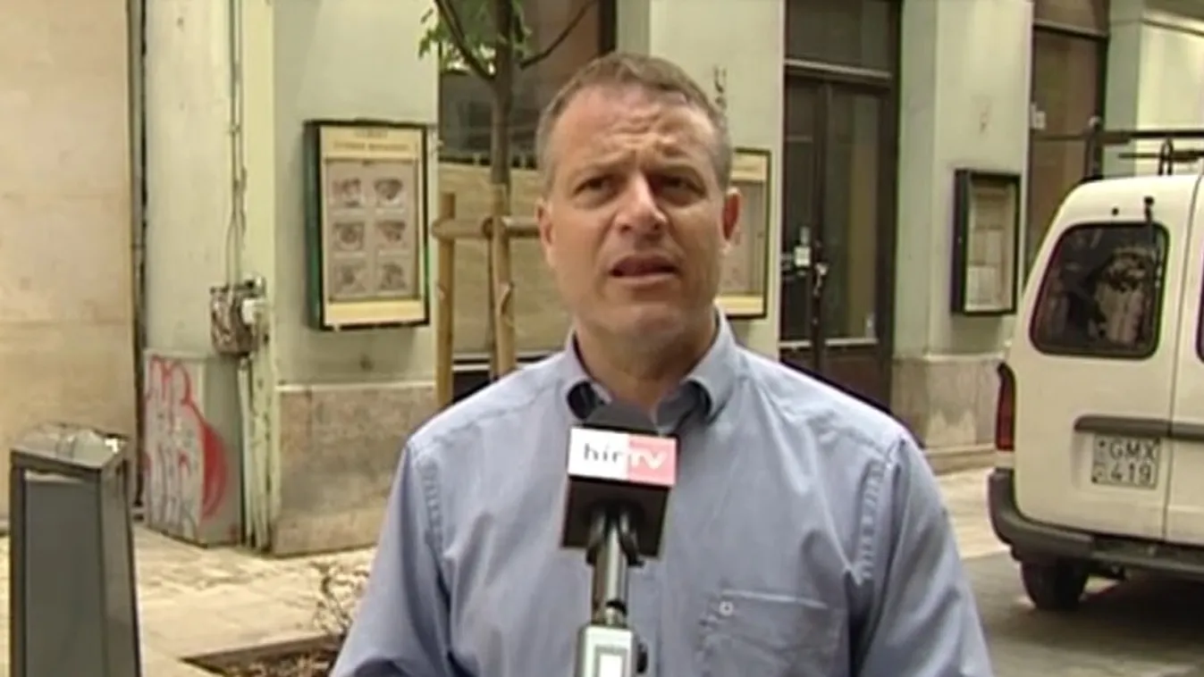 Lecsapott az ügyészség: bizonyítékokat foglaltak le az álhírbotrány főszereplőjénél, Juhász Péternél + videó