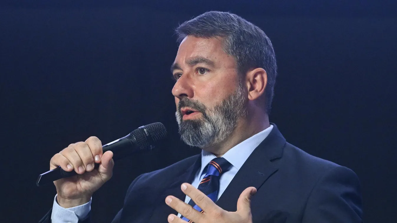 Tarr Zoltán lebukott, eltűnt, majd előbújt, hogy megtapsolja a háborút - ez Tisza Párt valódi arca + videó