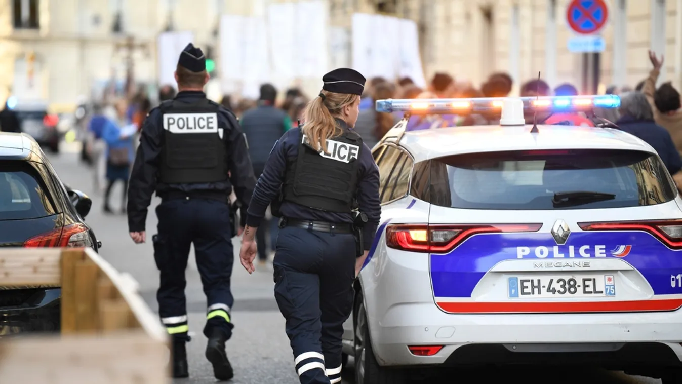 Muszlim hívő gázolt gyalogosokat a tömegbe hajtva Franciaországban + videó