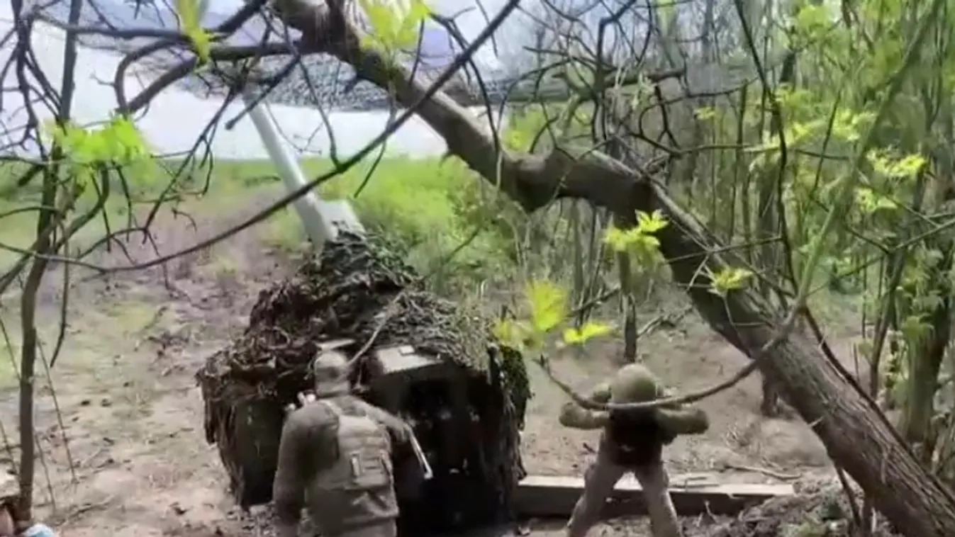 Brüsszeli milliárdokból építenek fegyvergyárakat Kelet-Európában  + videó