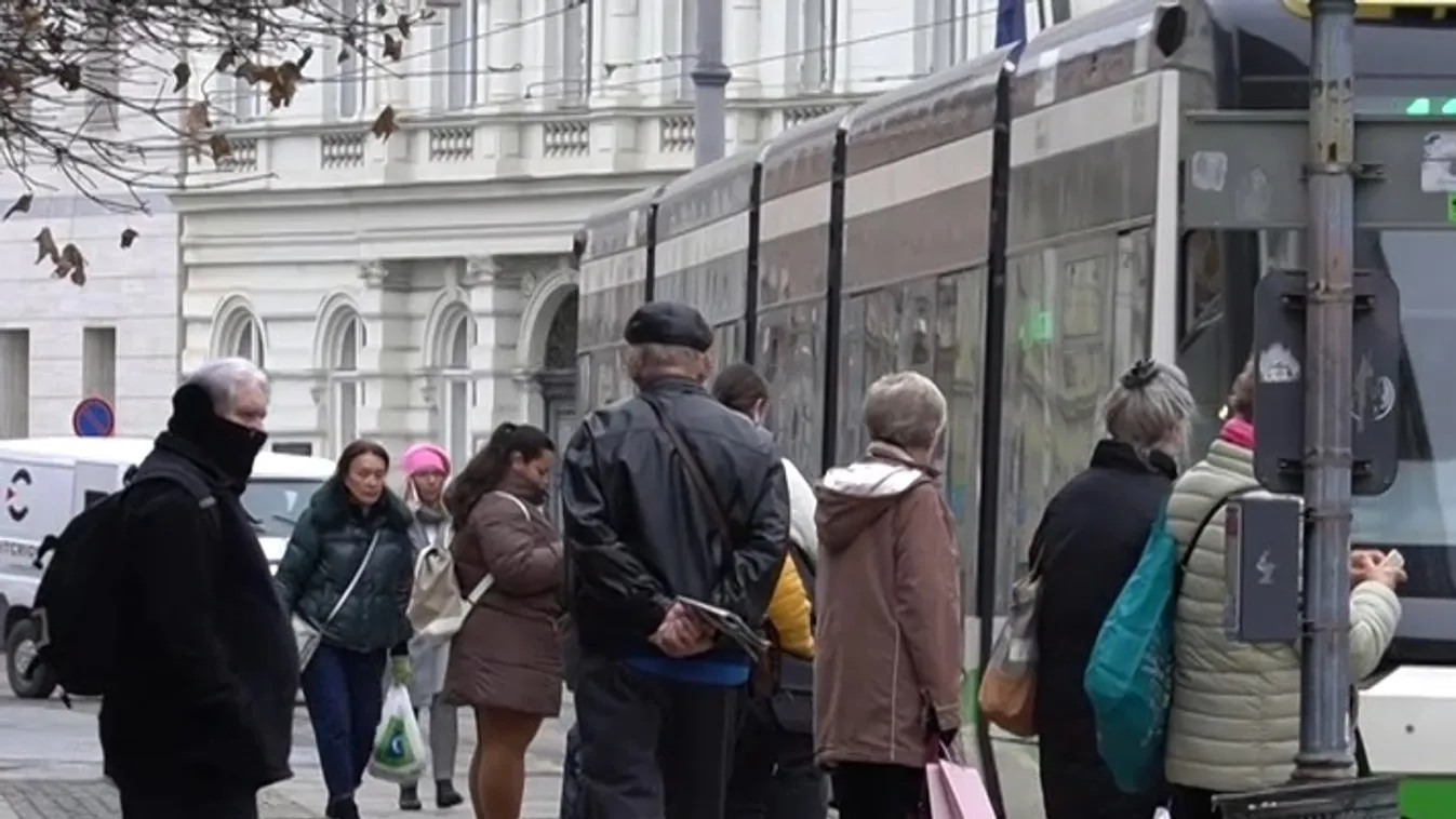 Tovább folytatódik a szépkorúak megbecsülése Miskolcon  + videó