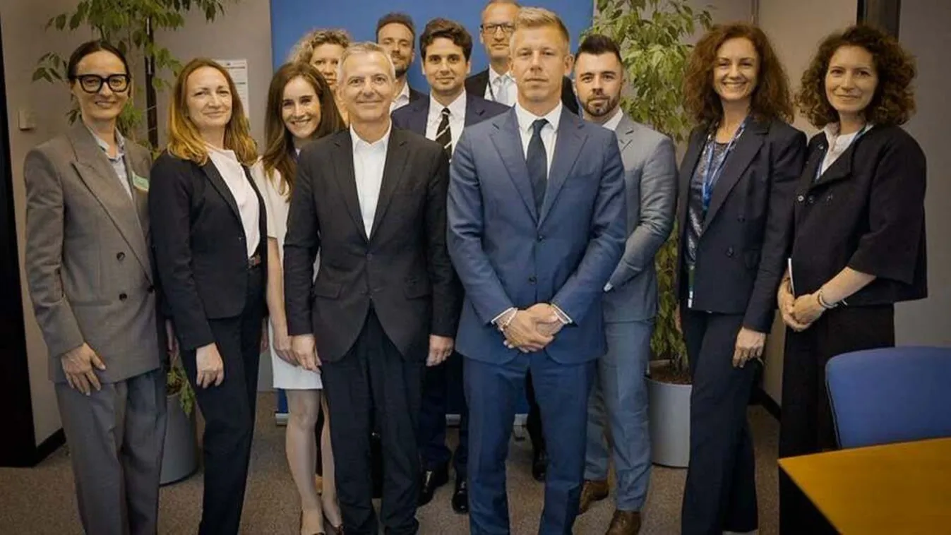 A lejáratás műhelytitkai - Nyilvánvaló hazugságok ismételgetése annyiszor, hogy a hazugságok igaznak tűnjenek