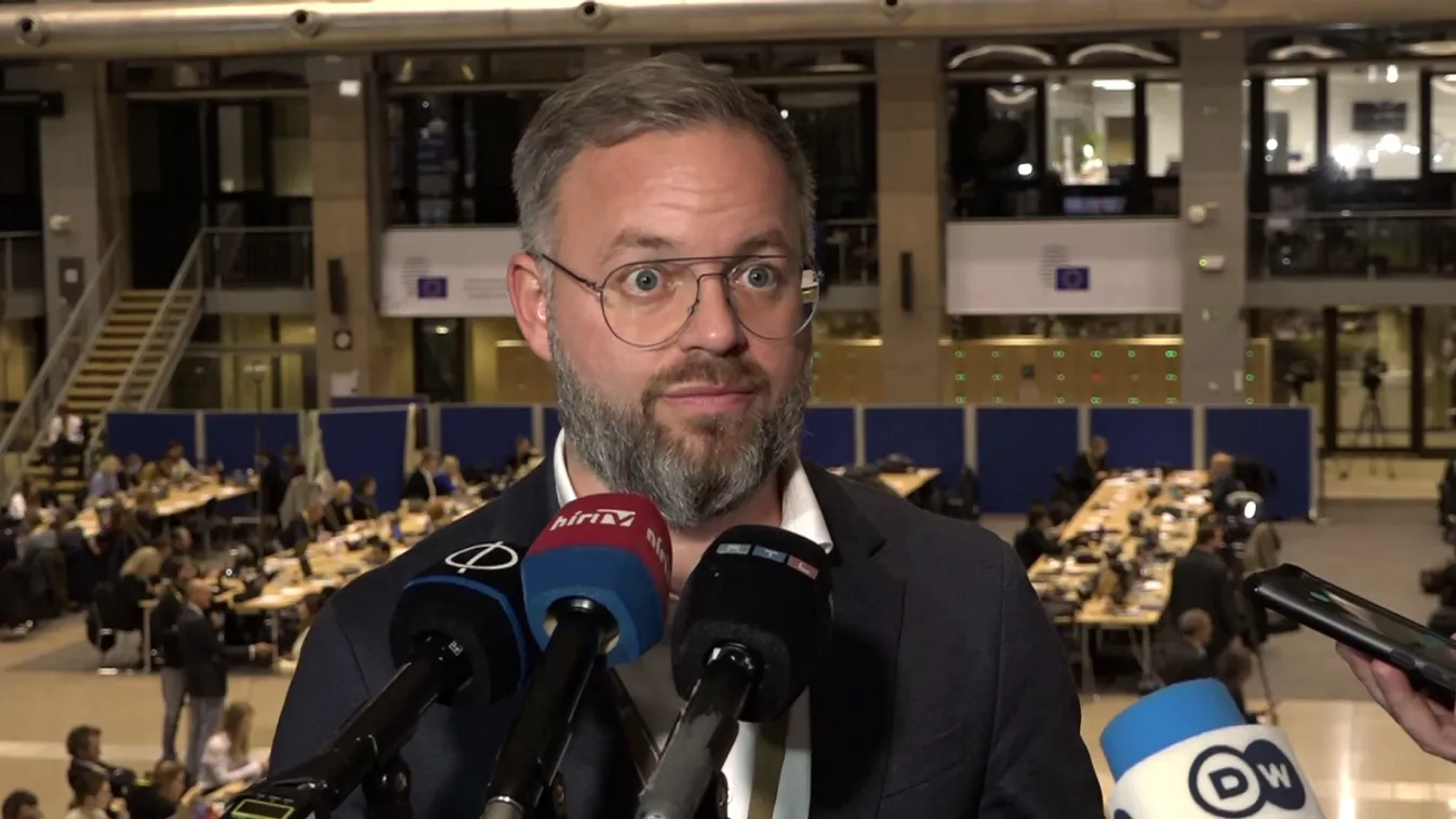 Orbán Balázs: A magyar nemzetstratégiával ellentétes lenne az orosz vagyon felhasználása + videó