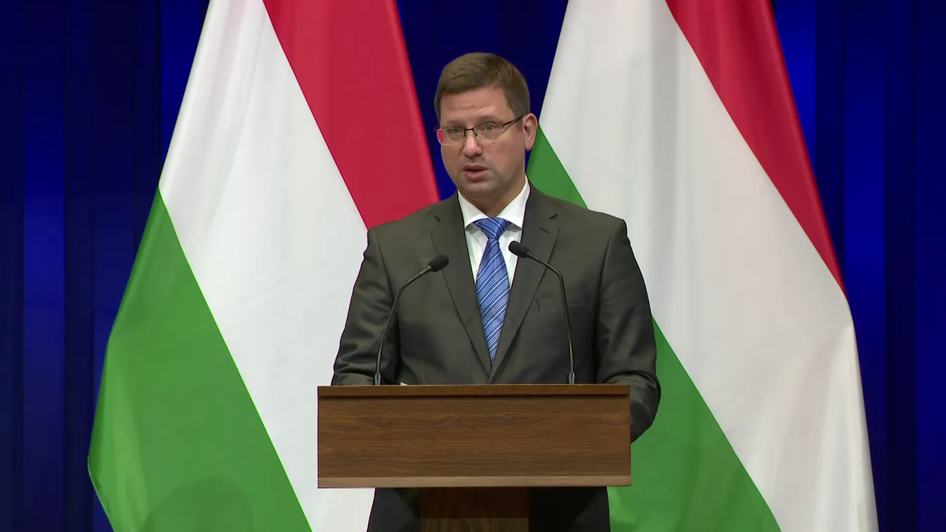 Fontos bejelentést tett Gulyás Gergely + videó