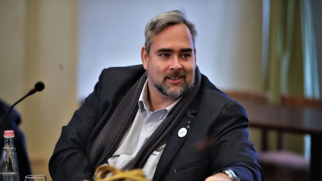 Mit keres Kiss László a tiszás adatszivárgási botrányban érintett ukrán szoftverfejlesztő cégnél?