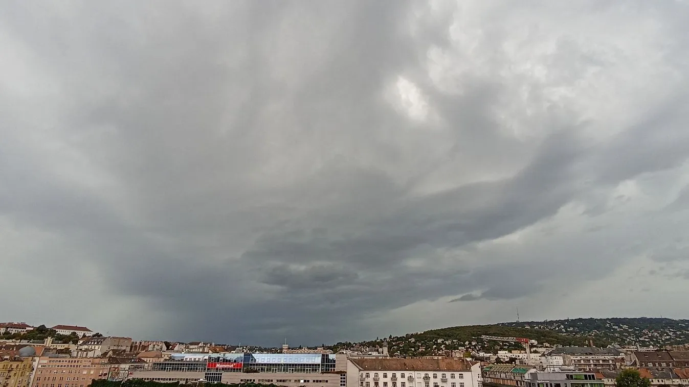 Elsőfokú figyelmeztetést adtak ki az egész országra