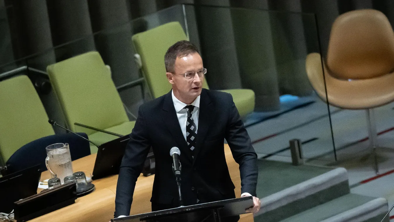 Szijjártó Péter: A nyugat-európaiak ázsiai országokon keresztül vásárolják az orosz kőolajat  + videó