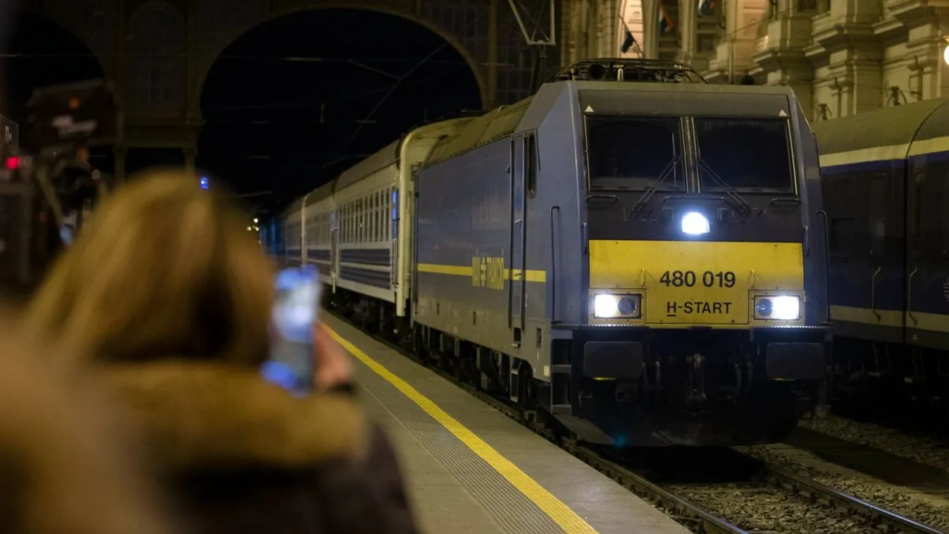 Sokkoló eset Komáromban: ittas férfi támadt a vasutas nőre