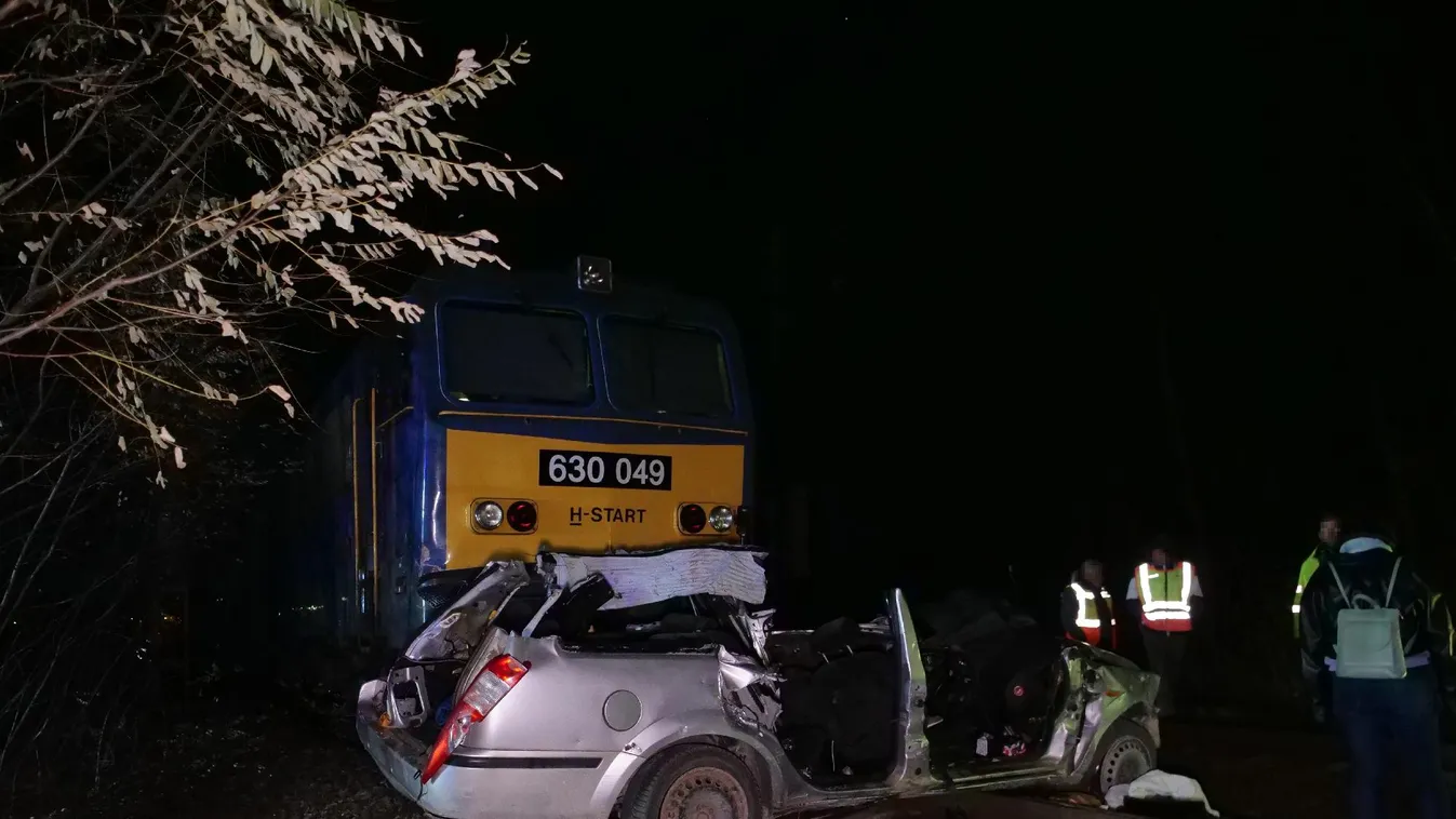 Öten meghaltak egy vasúti átjárónál történt balesetben Szentmártonkátán