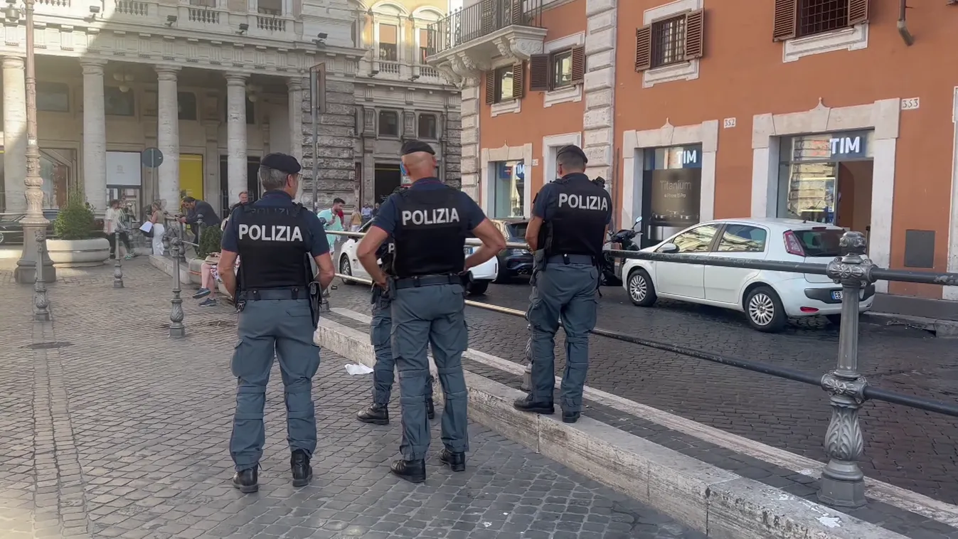 Jobboldali olasz lapok újságíróit érte halálos fenyegetés + videó