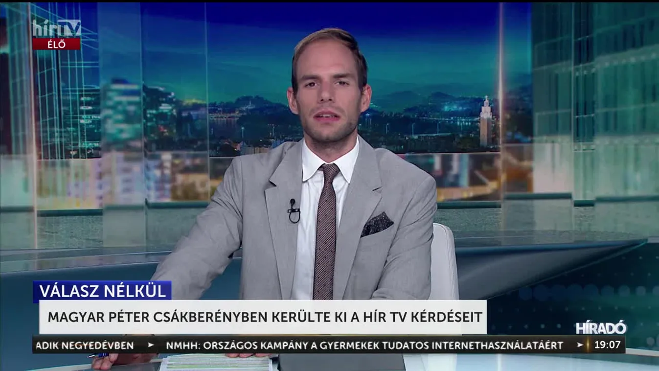 MAGYAR PÉTER CSÁKBERÉNYBEN KERÜLTE KI A HÍR TV KÉRDÉSEIT