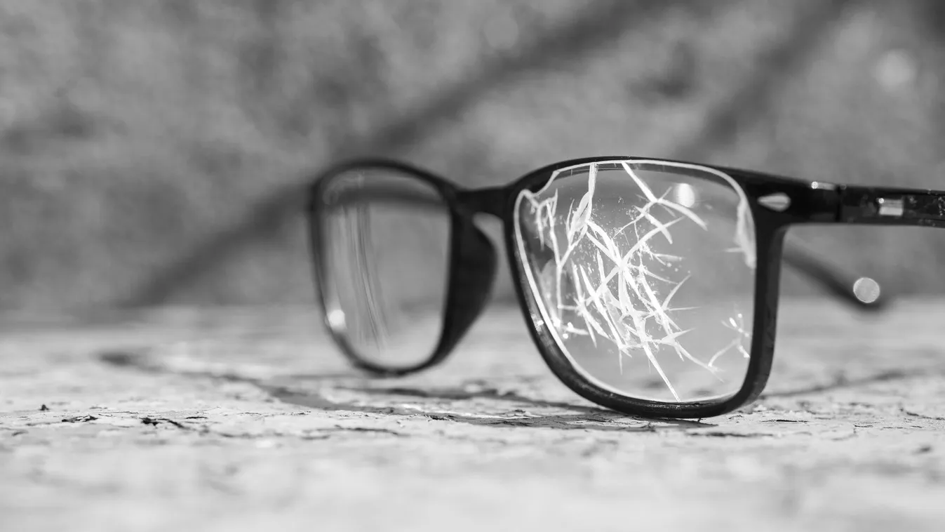 A diplomáciai normák eróziója: Szervezettnek tűnő csoport zaklatta a lengyel nagykövetet Oroszországban