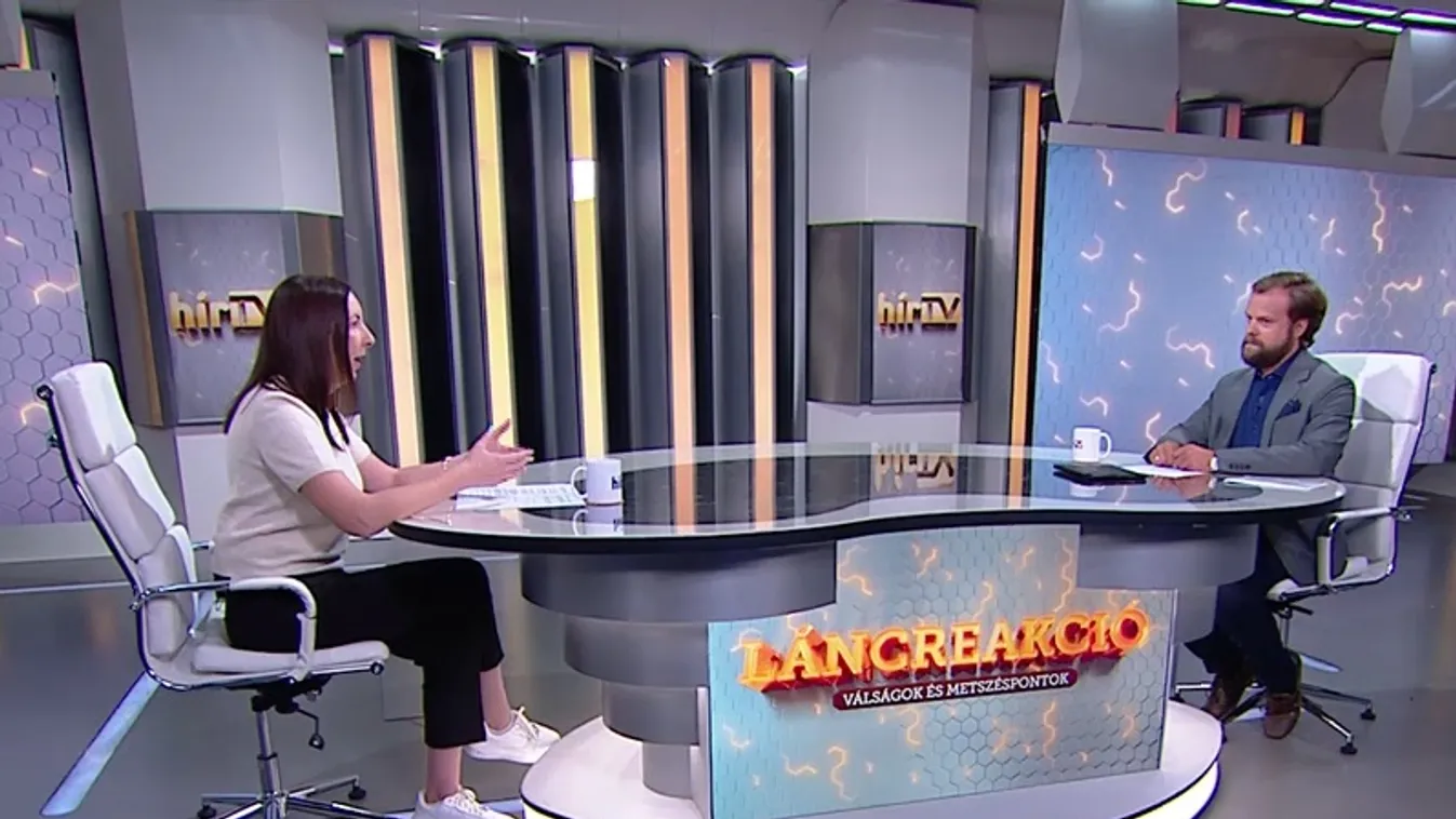 Láncreakció – Tíz éve migránsok százai rohamozták meg Magyarország déli határát Röszkénél + videó