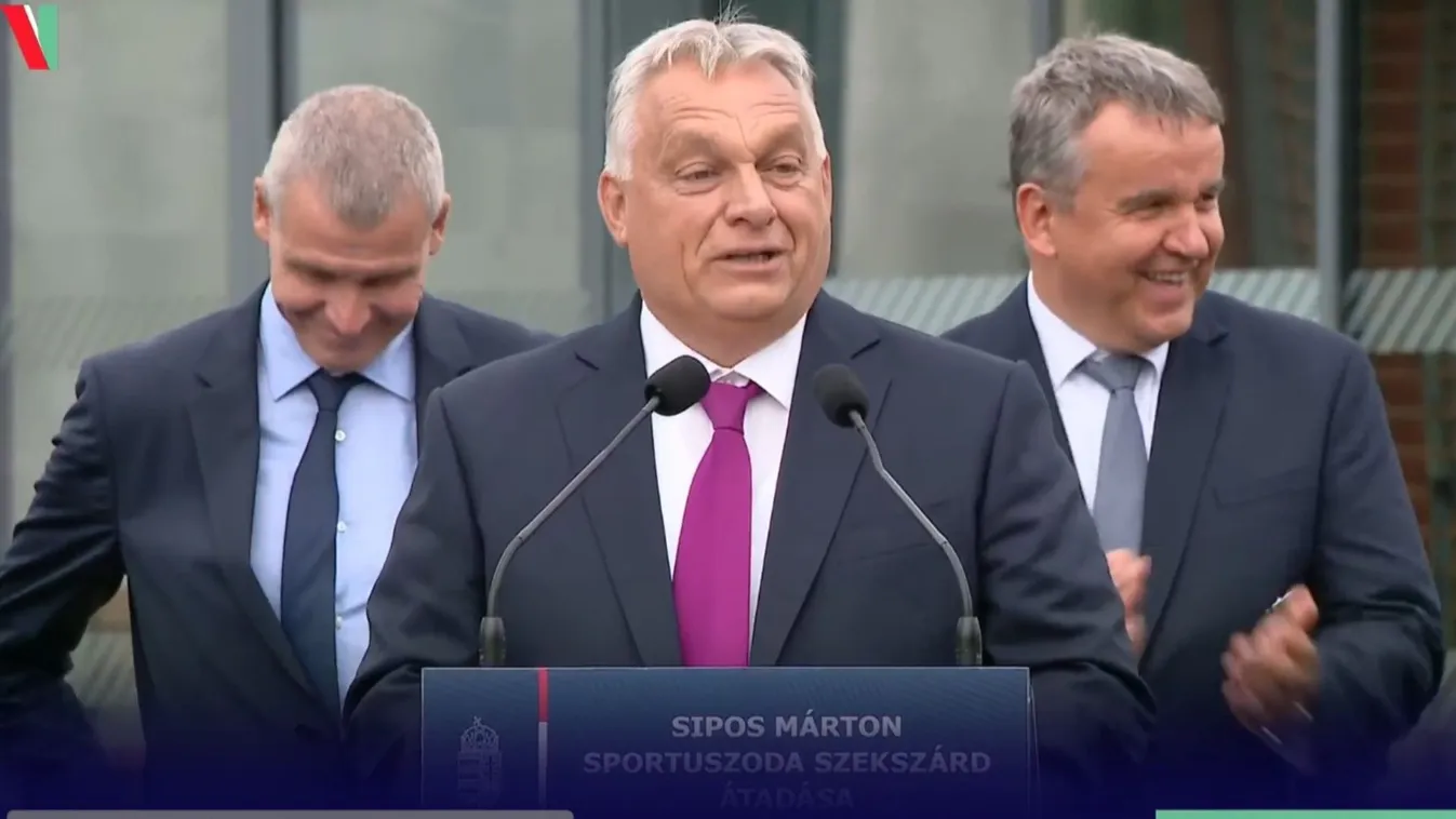 Orbán Viktor: Szekszárd a nemzeti út példája, nem a hanyatló Nyugaté + videó
