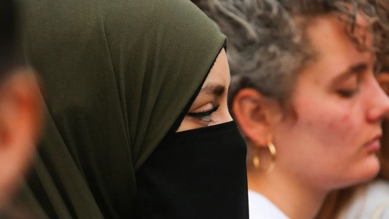 Európában tovább nőttek az aggályok az iszlám női ruhaviselet miatt