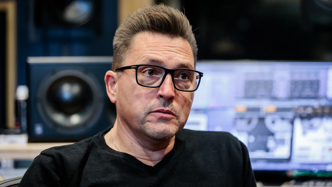 Gyógyír a digitális zajra: Az Ákos-film egy küzdelmes sorson át mutatja be egy korszak lelkét