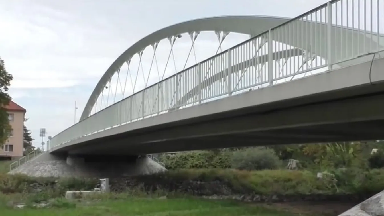 Ismét járható a Szent Borbála híd az Ipoly áradása után