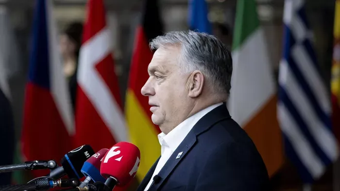 Orbán Viktor kormányfő tájékoztatója Brüsszelből - Élő