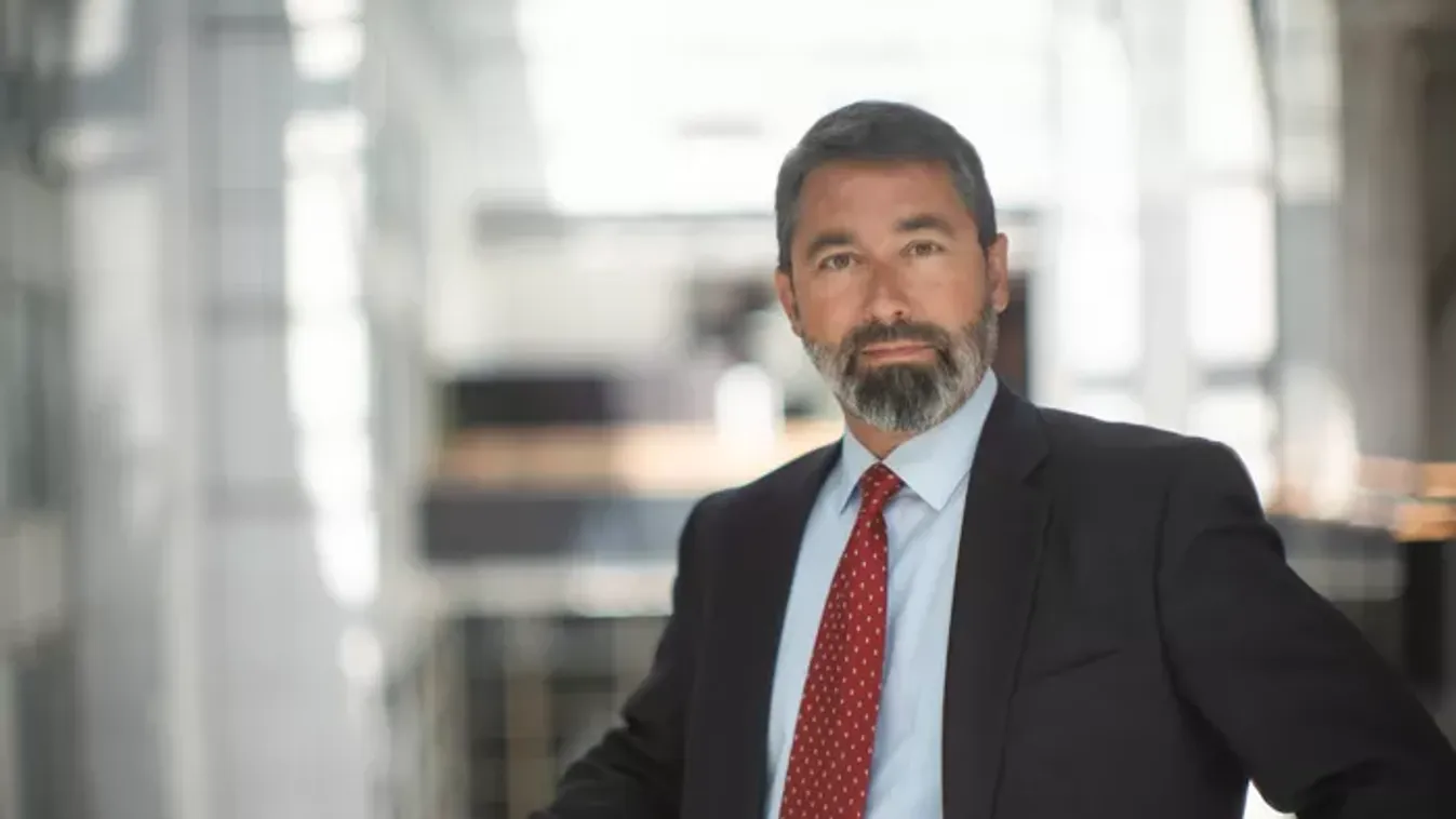 Brüsszel tönkretette Európát, a magyar kormány menti a menthetőt