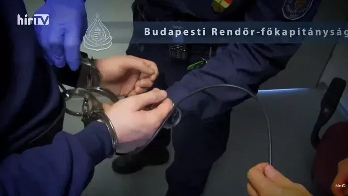 Videóra vette áldozatát