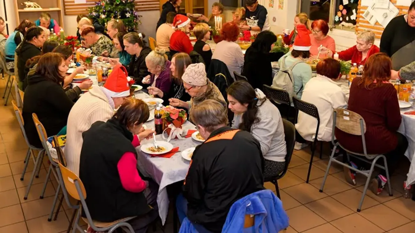 Több ezer adag ételt kapnak idén is a rászorulók