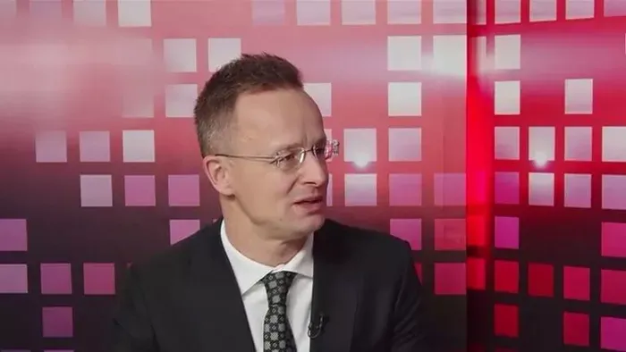 Szijjártó Péter: Az orosz vagyon lenyúlásával a háború meghosszabbításának kockázatát idézik elő