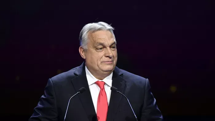 Orbán Viktor kormányfő tájékoztatója Brüsszelből - Élő