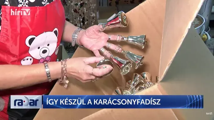 Így készül a karácsonyfadísz