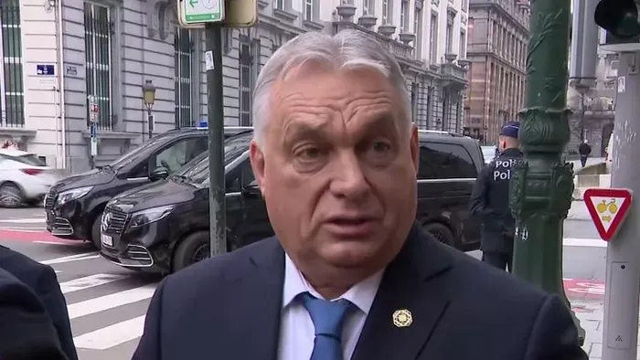 Orbán Viktor kormányfő tájékoztatója Brüsszelből - Élő