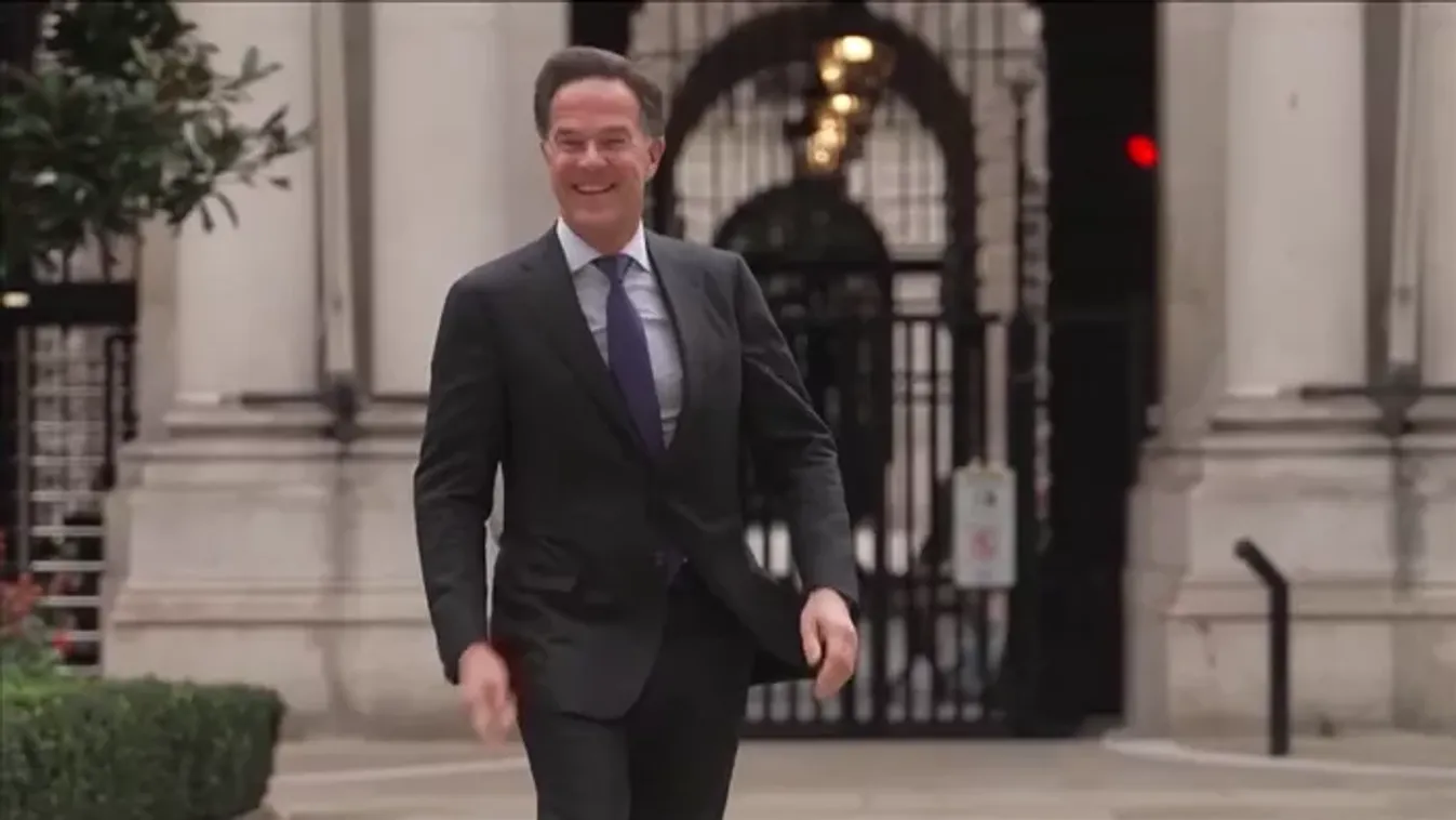 A NATO főtitkára szerint már tárgyalják az ukrajnai bevetés részleteit