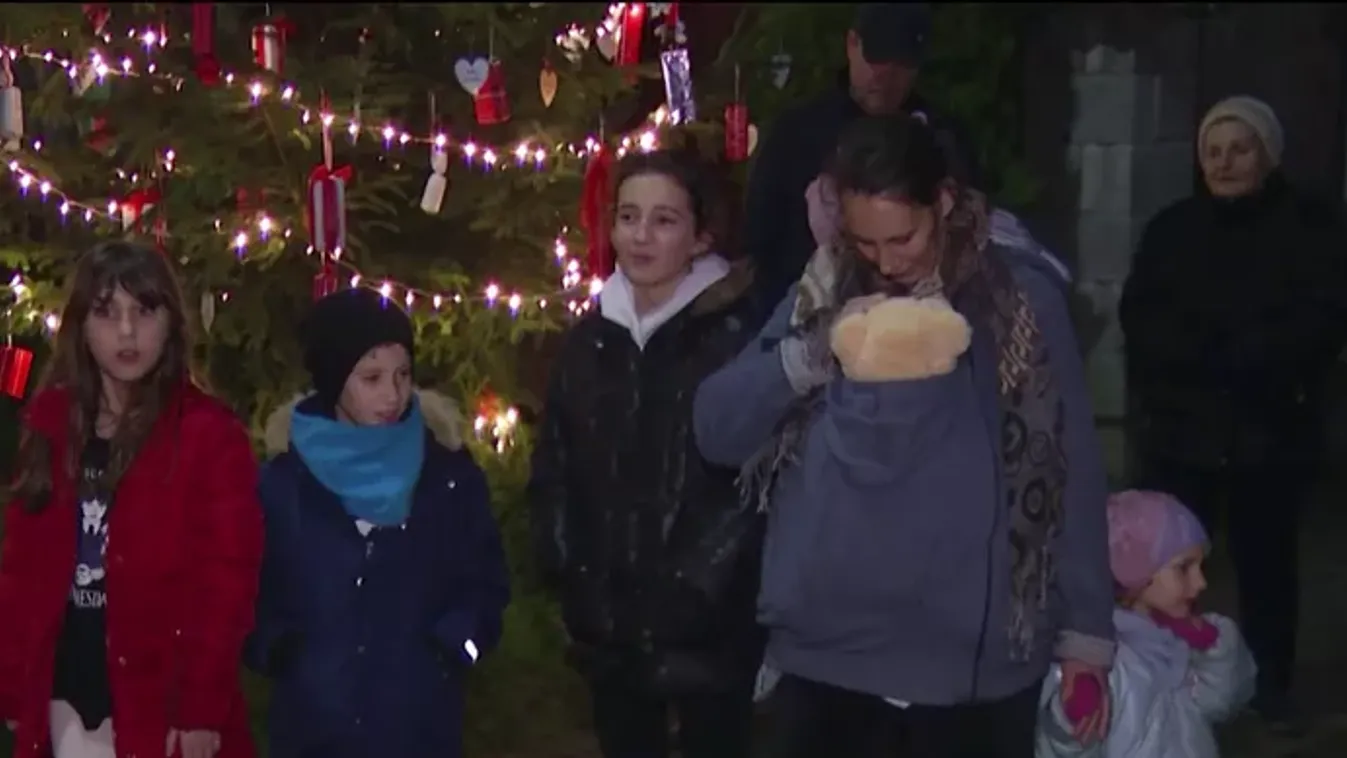 Élő adventi naptárral várják a szentestét Nógrádon