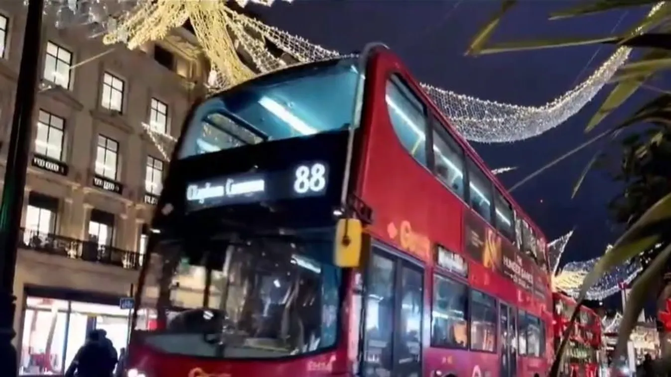 Londonban karácsony éjjel hozza a Mikulás az ajándékokat