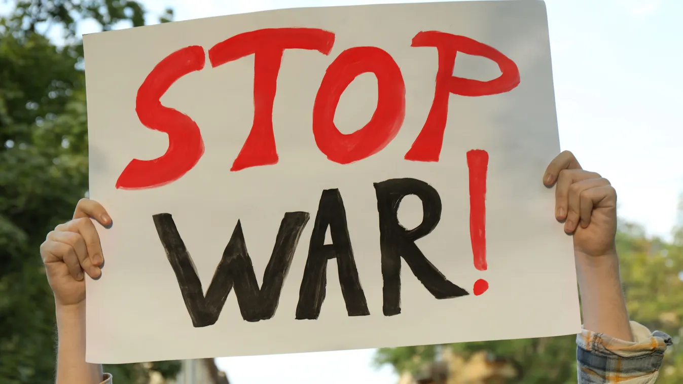 A miniszterelnök olyat üzent, amitől a háborúpártiaknak leesik az álla: Itt a videó!