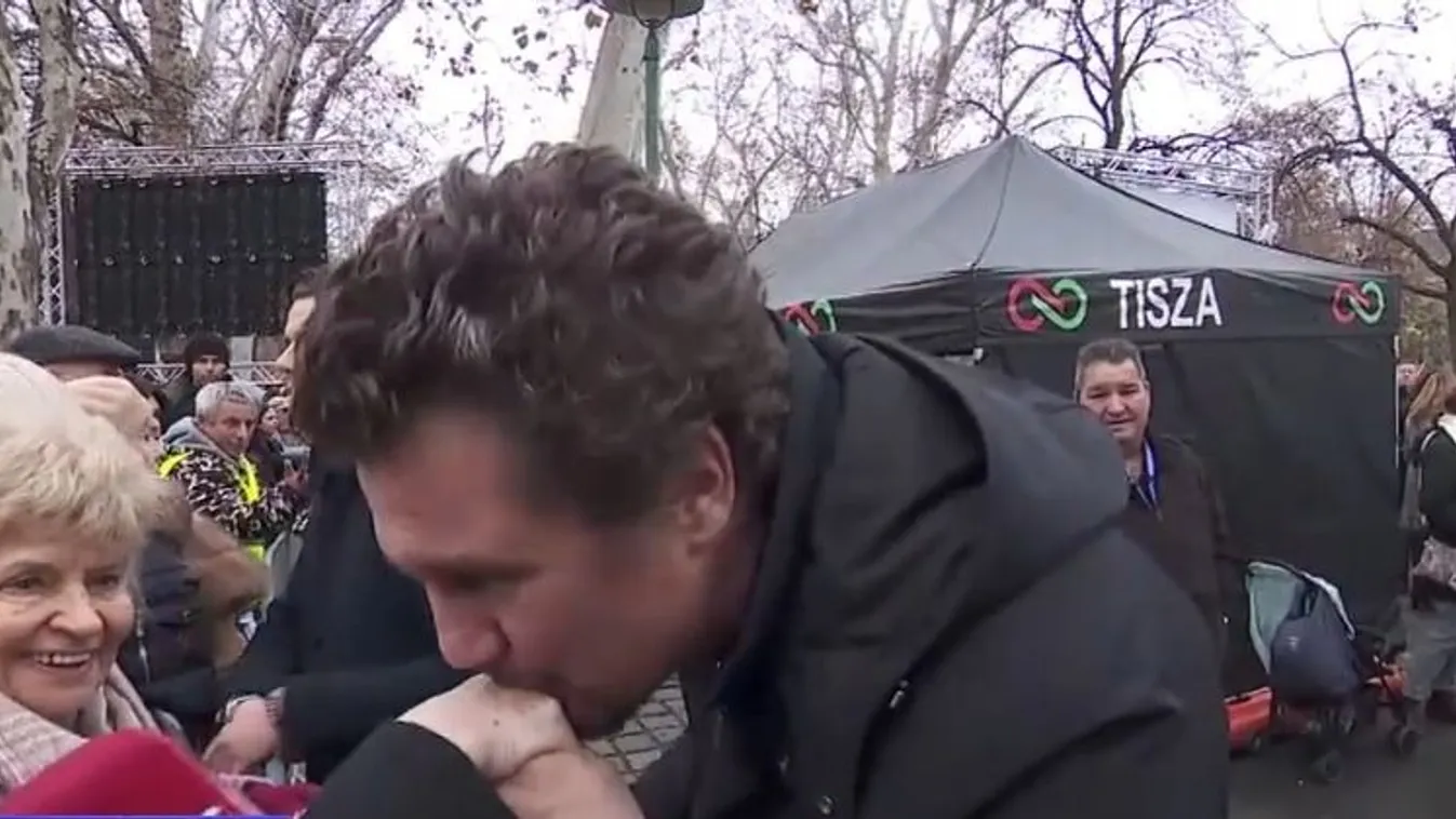 Nagy Ervin szombaton már az idősek kezét csókolgatta, előtte azonban a generáció kihalásáról beszélt