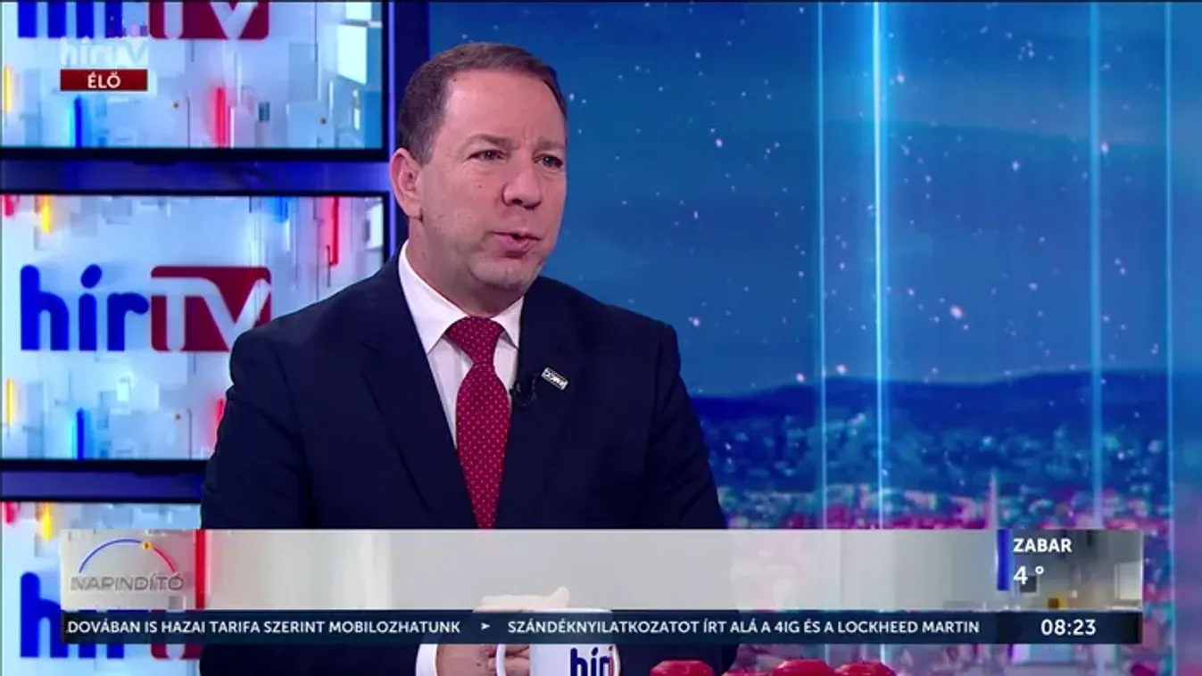 Kiss Rajmund: Lángoló utcák és magyar vétó: egy nem uniós tagállam miatt áldozzák be Európát?